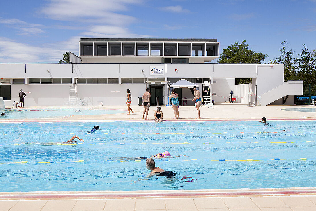 Loisirs en Dordogne : la piscine de Marsac-sur-l'Isle a fait peau neuve